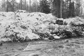 Damm och kvarn/sågfundament vid Björkån. (Besiktning av bygge av erosionsskydd).