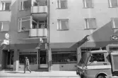 Förgyllaren 3. Byggnad I. Del av fasad mot nordväst.