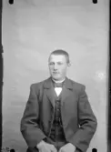 Ung man