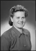 Ateljé Mira. Beställare: Fru Margit Spångberg, Box 19, Vargön