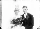 Brudparet Eriksson från Snesslinge, Börstils socken, Uppland 1926