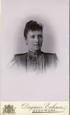 Kvinnoporträtt.