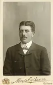 Mansporträtt.