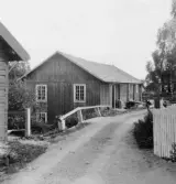 Hyttan, Grytnäs. Gropkvarn, kvarnhuset med järnflöjel daterad 1855.

