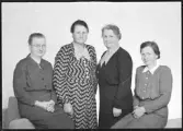 Ateljé Mira. Beställare: Fru Hilda Ahlberg, Björkåsvägen 7, Vargön