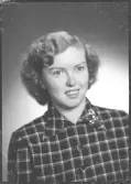 Ateljé Mira. Beställare: Ingrid Öberg, Brinkagatan 8, Skara