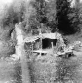 Hedemora. Garpenberg. Kalkgruvorna, kalkugn. Murruiner efter kalkstuga. 1929-1930.