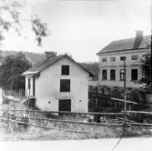 Hedemora. Garpenberg. Pålsbenning. Ryktstuga och arrendatorstuga. 1929-1930.