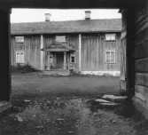 Malung. Västra Fors. Liskhea. Portlider och parstuga.

