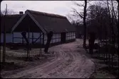 Skånegården. Anläggande av trädgård. Vår