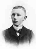 Ungdomsporträtt av Einar Hansson 1885-1970. Guntofta 1:4 Släp.