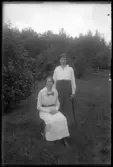 Hulda Johansson och Anna Johansson