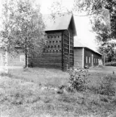 Stora Skedvi. Lövåsen. Kornskuren, sädesmagasin.

