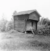 Stora Skedvi. Nyberget. Svens härbre.

