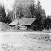 Stora Skedvi. Fiskarbo. Torkplåt.

