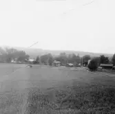 Stora Skedvi. Hembygdsgården och prästgården.

