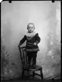 Gosse i ateljé