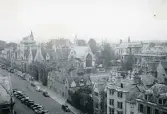 Vy över staden Oxford med universitetet till vänster i bild, 1947 (enligt text i album)
