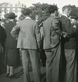 Speakers' corner i Hyde Park, London 1948 (enligt text i album).