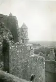 Rock of Cashel, Irland 1948 (enligt text i album).