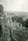 Rock of Cashel, Irland 1948 (enligt text i album).