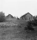 Stora Skedvi. Övra gården, Stenverken. 1926.