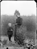 Kvinna och pojke