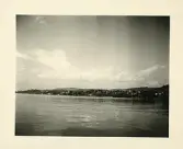 Staden Überlingen i sydligaste Tyskland vid Bodensjön (enligt text i album).