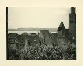 Vy över Altstadt Überlingen (gamla staden) och bodensjön från museiparken, Überlingen, Tyskland (enligt text i album).