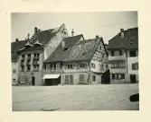 Historiska korsvirkeshus vid Münsterplatz i Überlingen, Tyskland (enligt text i album).