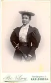 Hedvig Ulfsparre i promenadkläder, 1890-1905.
