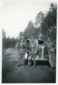 Koktrch (koktrosschef), Bengt Hultin och 547 Eriksson. Herrljungamanövern 1943 (enligt text i album).