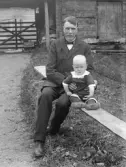 August Karlsson, Mostugan