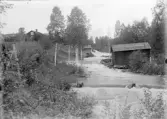 Skvaltkvarnen och Pärtbruket vid Wrebroströmmen.