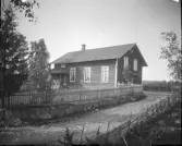 Templet Enighet och Missionsförsamlingen byggde gemensamt NTO lokalen i Sågmyra. Den stod färdig 1895 och invigdes den 29 september. Ursprungligen såg den ut som på fotografiet men har sedan dess genomgått ett flertal restaureringar.