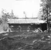 Mora. Skeriol. Gammelgården, östra stugan.