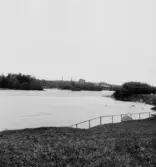 By, Näs Bruk från mellan Fäbobacken och färjan, Biskopsholmen till vänster, 1931.